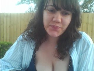 Lucy Skye - Smoking JO