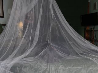 Italian Goddess Gaia in clip One Hand Training Part 1