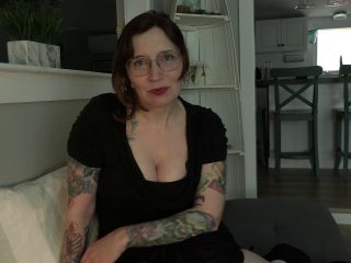 Bettie Bondage - Milky Stepmommy Helps You