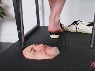 Jason Ninja, Kody Evans In Scene: Kody Evans – Underdesk Ceo – Xbrats / Bratty Foot Girls – Mp4