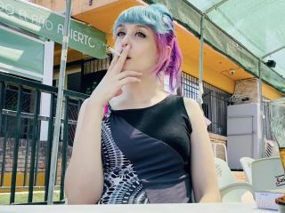 Candystart - Fumo me toco y te la chupo en un bar